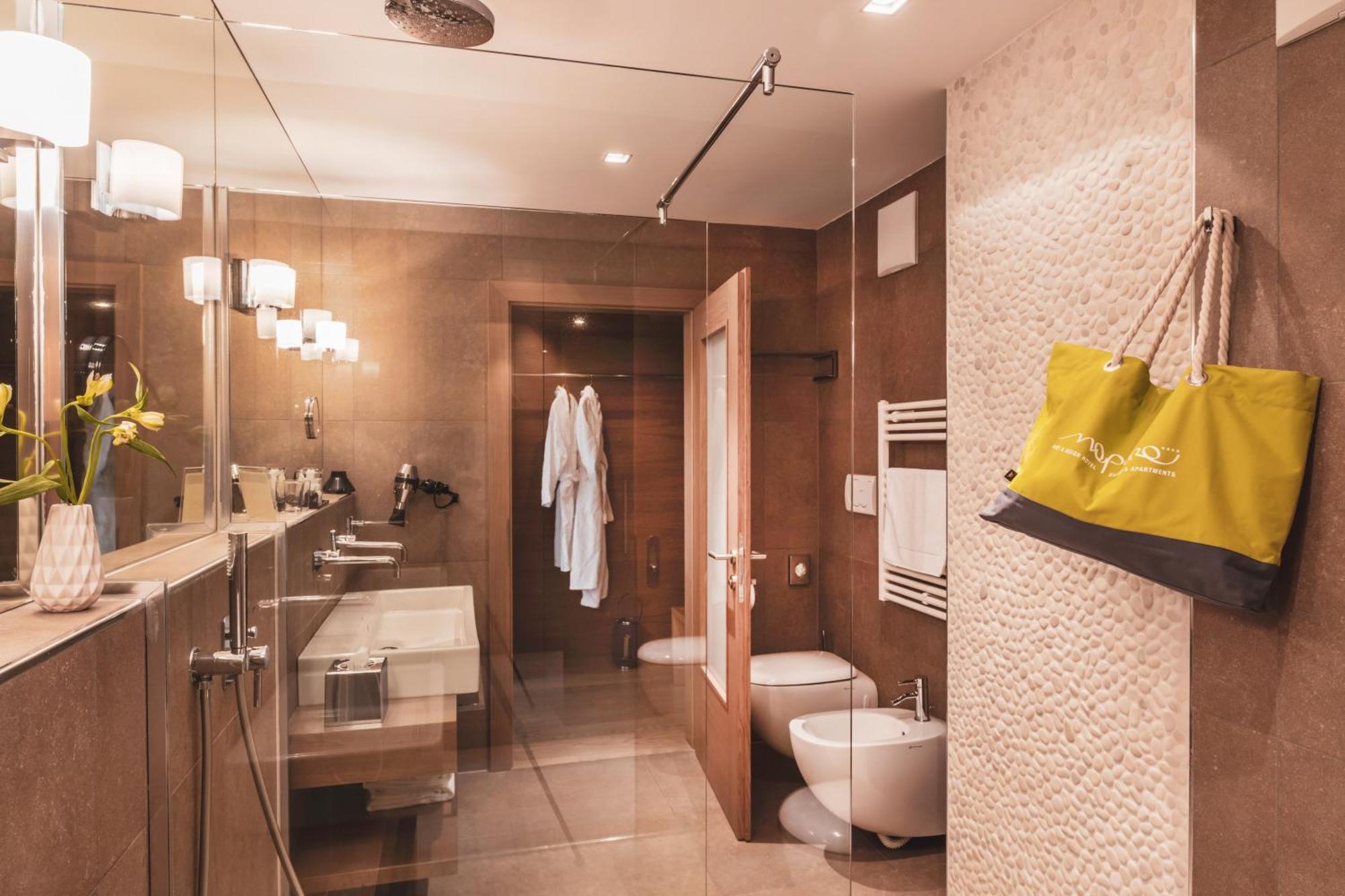 Art & Design Hotel Napura Терлано Екстер'єр фото